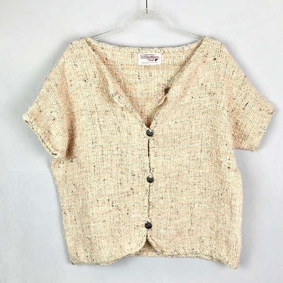 THE VILLAGE WEAVERY | 🧶Pale Pink Hand-Woven Wool Blend Short-Sleeved Sweater - Picture 2 of 14